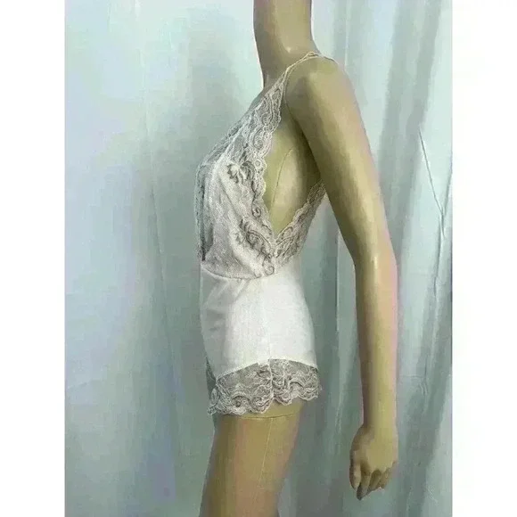 Marilyn Monroe Me Off Negligee Stretchy Lace Bodysuit Lingerie Pink Size M EUC - Picture 5 of 16